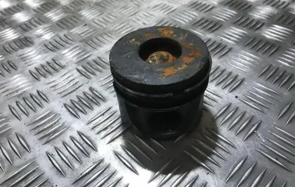 Ford Focus Piston 