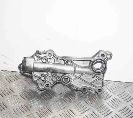 Mercedes-Benz C W204 Other engine bay part A6511800610