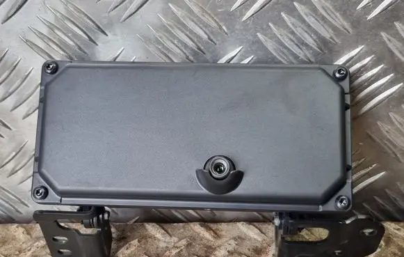 Windshield/windscreen camera