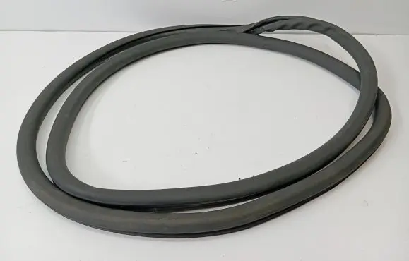Volkswagen Jetta V Rear door rubber seal (on body) 1K5867913