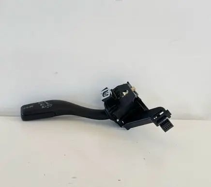 Audi A3 S3 8P Tailgate/trunk/boot open switch 8PO953513C