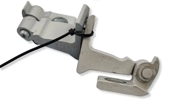 Volkswagen Tiguan Allspace Rear door hinge set 8V5833404C