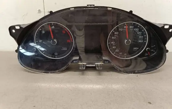 Speedometer (instrument cluster)