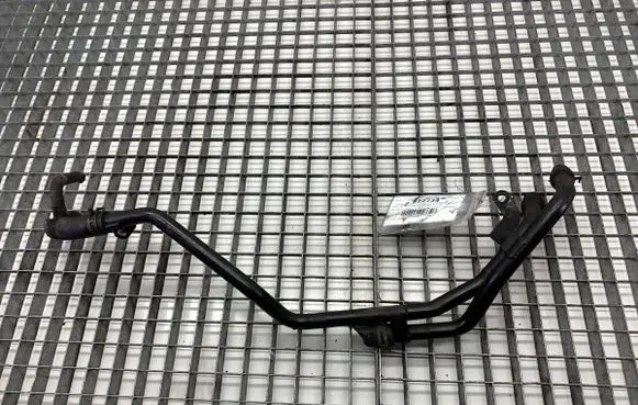 Volkswagen Touareg I Engine coolant pipe/hose 7L6121070D
