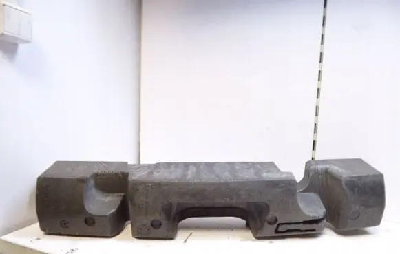 Nissan Qashqai+2 Rear bumper foam support bar 85090JD000