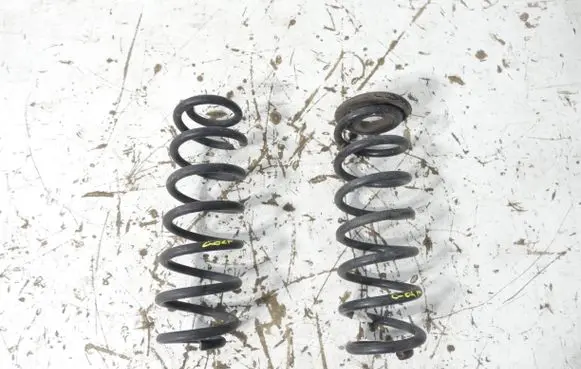 Volkswagen Golf VII Rear coil spring 5Q0511115FJ