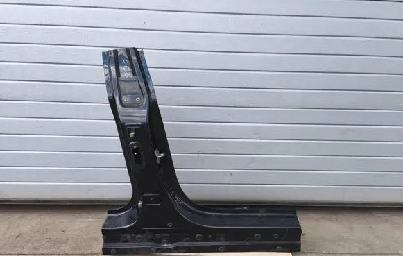 BMW 6 F06 Gran coupe Pillar (middle) 
