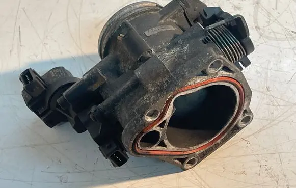 BMW 3 E46 Throttle body valve 1432059