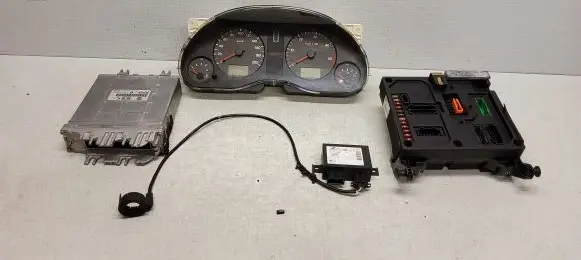 Seat Alhambra (Mk1) Engine ECU kit and lock set 028906021JJ 0281001967 B0008103