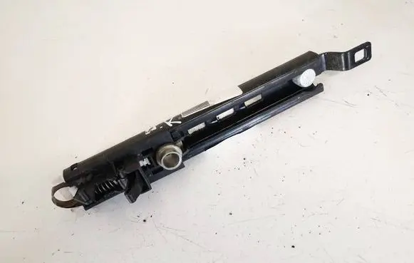 Opel Zafira B Seat belt adjustment rail 13166032