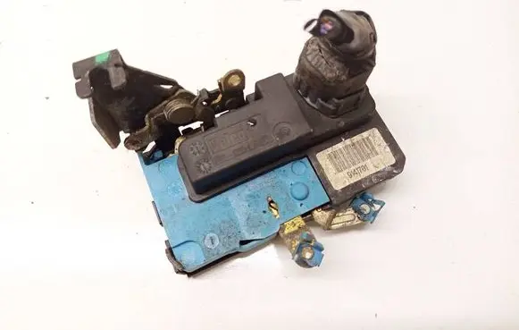 Volvo S60 Front door lock 9141701