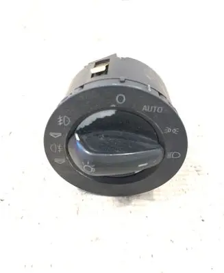 Volkswagen Golf V Light switch