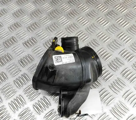Audi Q7 4M Air intake duct part 059129955BM