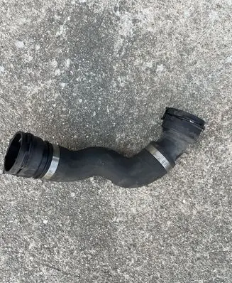 BMW 5 F10 F11 Engine coolant pipe/hose