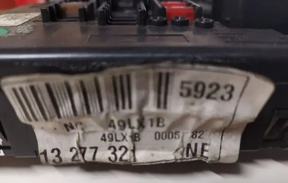 Opel Insignia A Fuse module 13277321
