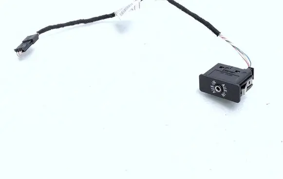 BMW 3 E92 E93 AUX in-socket connector 9237655 84109237655 9172021
