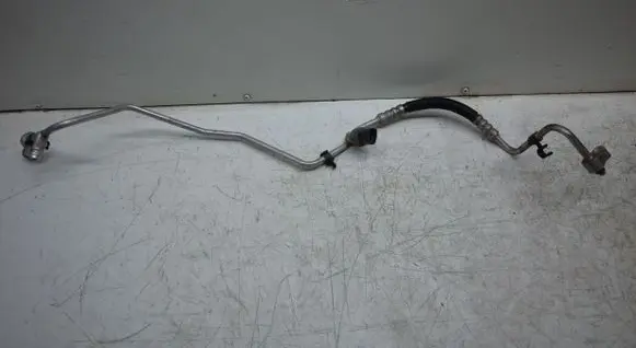 Jaguar XJL Air conditioning (A/C) pipe/hose