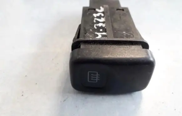 Mazda 323 Windscreen/window heater switch
