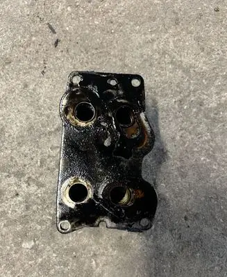 Citroen C5 Engine oil radiator 