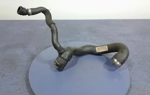 BMW 6 F12 F13 Engine coolant pipe/hose 7628010