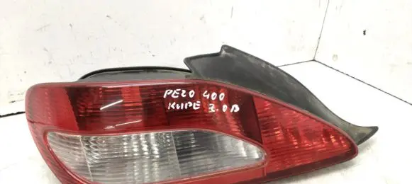 Peugeot 406 Rear/tail lights E26015 22890102