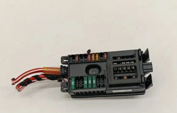Mercedes-Benz E W214 Fuse module A2239060402