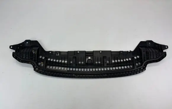 Front bumper skid plate/under tray