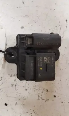 Mercedes-Benz B W246 W242 Glow plug pre-heat relay A6519005502 0522120204
