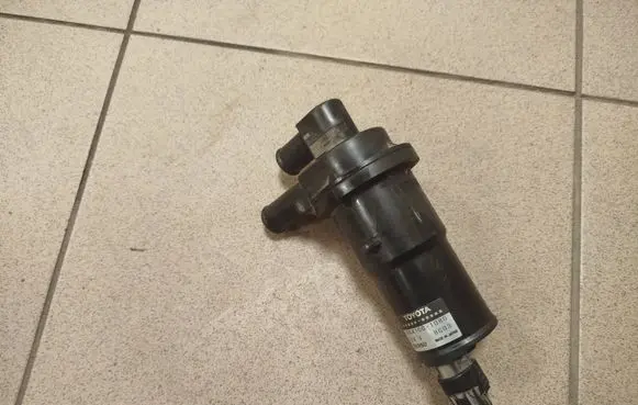 Lexus RX 330 - 350 - 400H Electric auxiliary coolant/water pump 0641001080