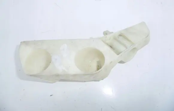 Infiniti Q70 Y51 Front bumper mounting bracket