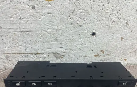 BMW 5 E39 Seat heating switch 8373715