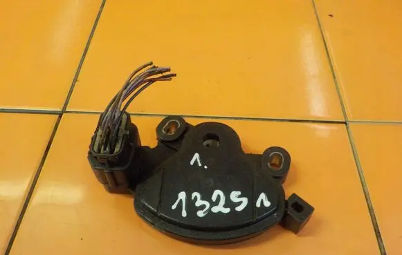 Renault Laguna III Torque split ecu control unit/module BIEGOW 132S1