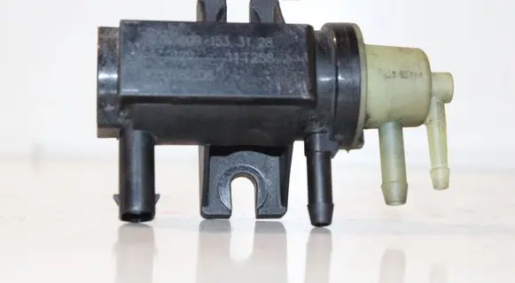 Mercedes-Benz Sprinter W906 Turbo solenoid valve A0091533128 70078208