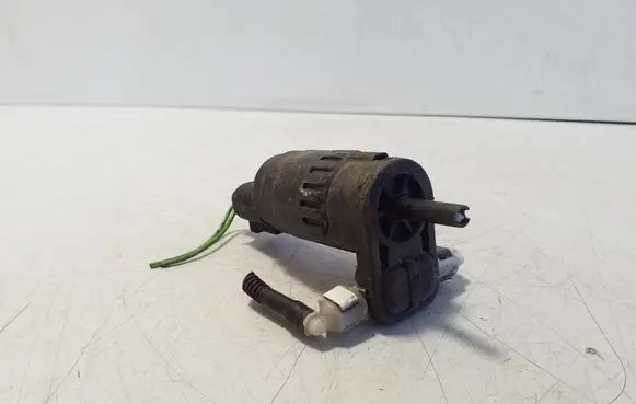 Volkswagen Golf V Windscreen/windshield washer pump 1K6955651