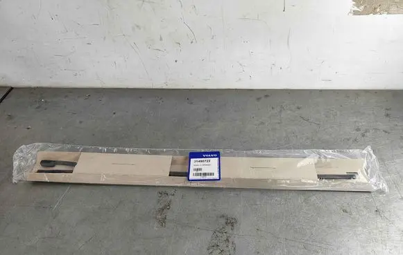 Volvo XC60 Windshield/front glass wiper blade 31490722