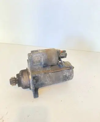 Volkswagen PASSAT B6 Starter motor 02M911024A