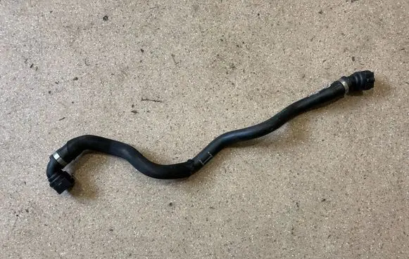 BMW Z4 g29 Engine coolant pipe/hose 8653611