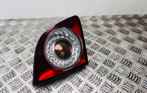 Volkswagen Golf Plus Tailgate rear/tail lights 5M0945093S