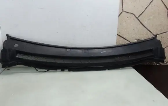 Ford Focus ST Wiper trim