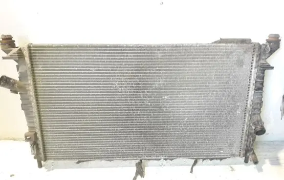 Ford Focus Coolant radiator