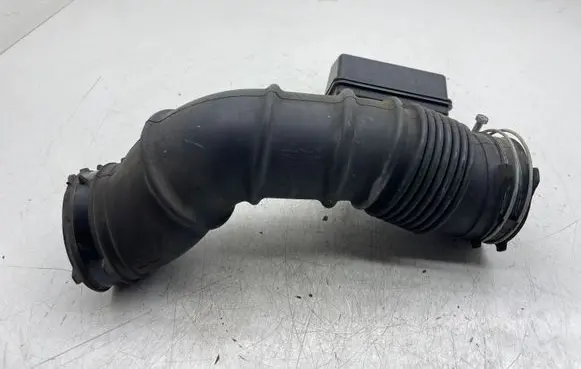 Toyota RAV 4 (XA50) Air intake hose/pipe 1788125050