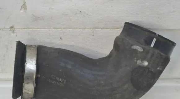 Audi A4 S4 B7 8E 8H Intercooler hose/pipe 8E0145837G
