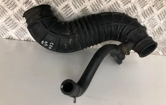 KIA Ceed Air intake hose/pipe