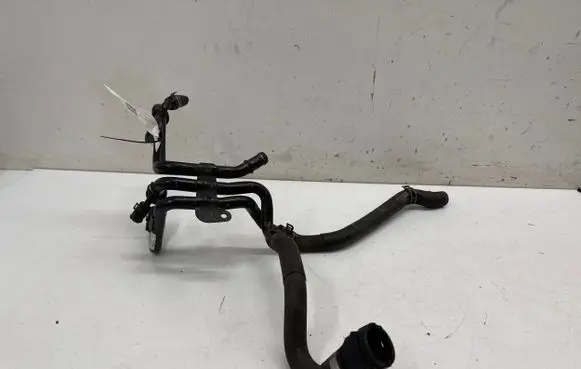 Audi TT TTS RS Mk3 8S Engine coolant pipe/hose 04L121064AC
