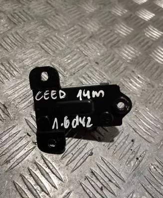 KIA Ceed ESP acceleration yaw rate sensor 17010684