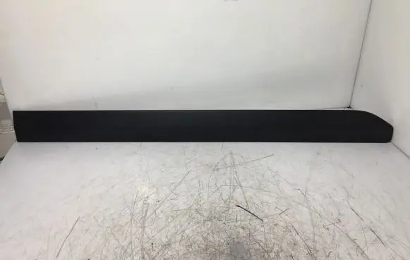 Ford Courier Front door trim (molding) ET7629426A