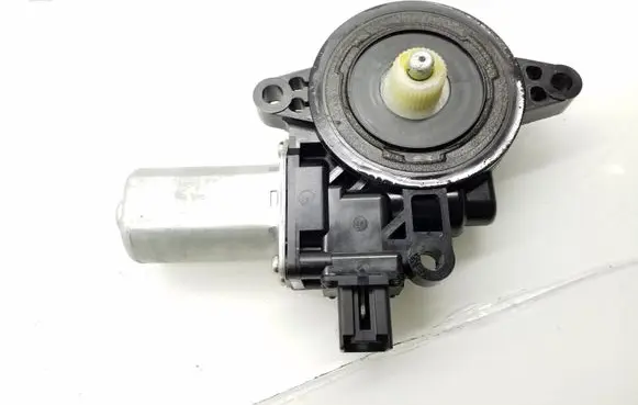 Mazda CX-5 Rear door window regulator motor D6515958X
