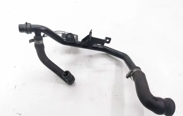 Volkswagen PASSAT B5 Engine coolant pipe/hose 048121063 056121058