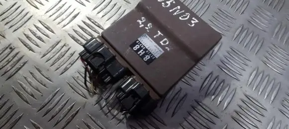 Nissan X-Trail T30 Engine control unit/module 227108h810 131000-1190