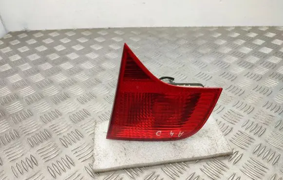 Audi A4 S4 B7 8E 8H Tailgate rear/tail lights 96503802